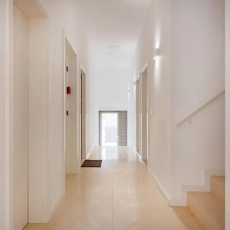The Morning Light @ Boavista Flats Appartamento