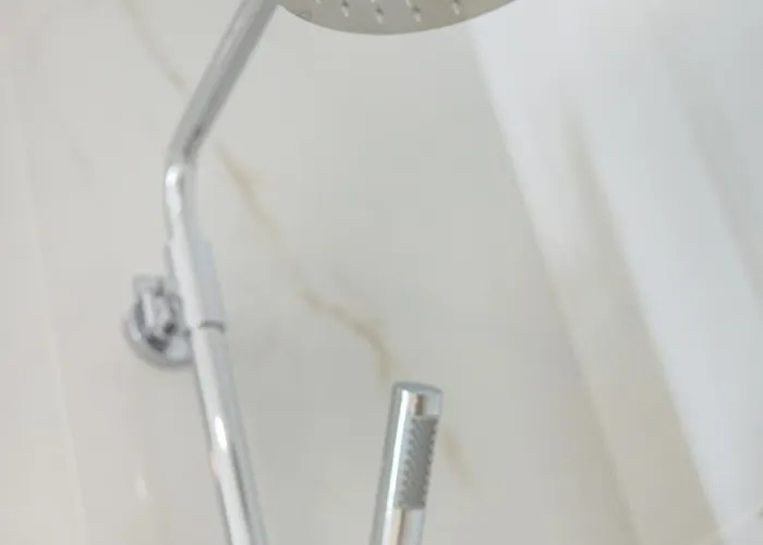 The Morning Light @ Boavista Flats 포르투