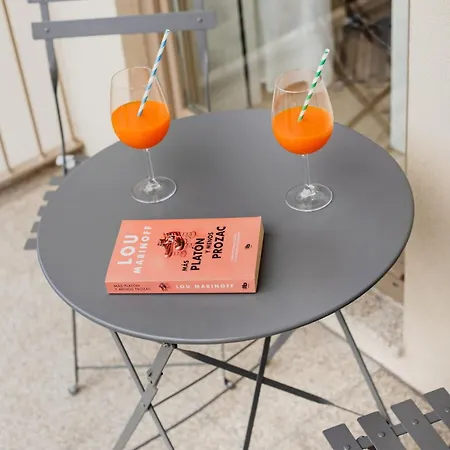 The Morning Light @ Boavista Flats Apartment *