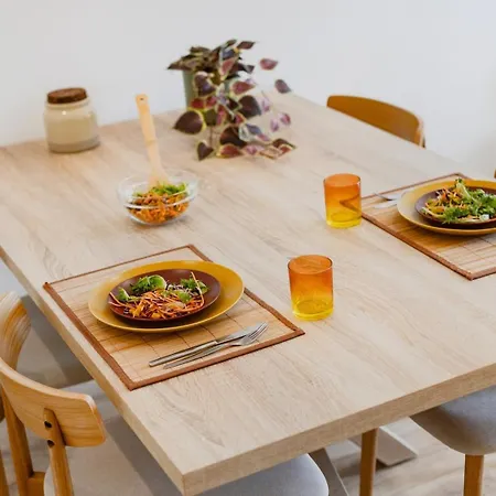 The Morning Light @ Boavista Flats Porto