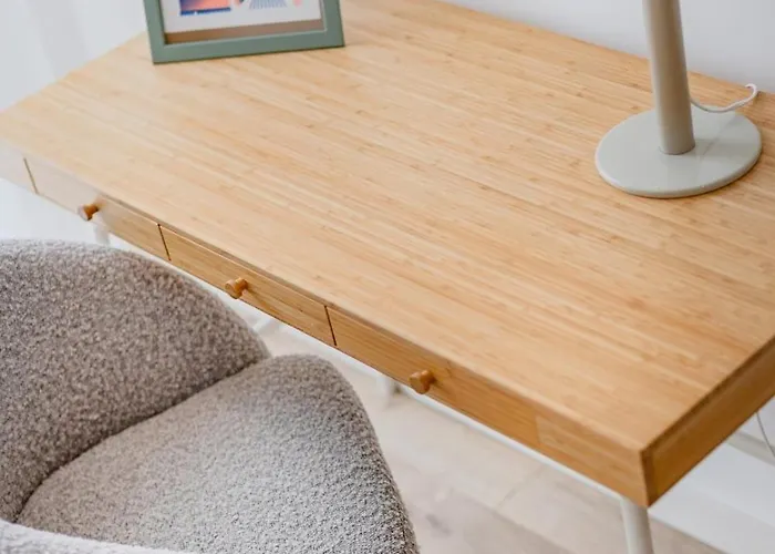 The Morning Light @ Boavista Flats Порту